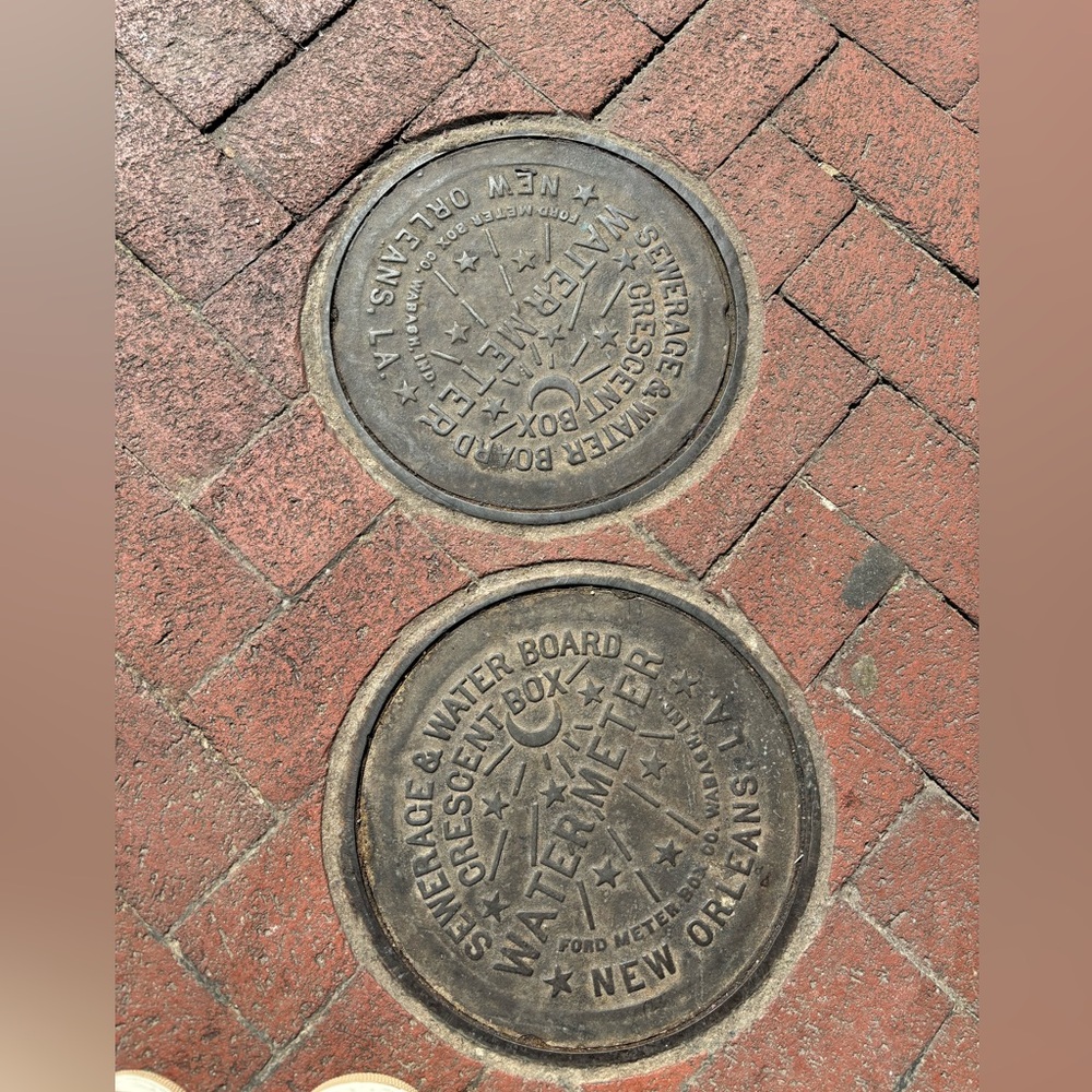 I’m a 5-star seller and posh ambassador!